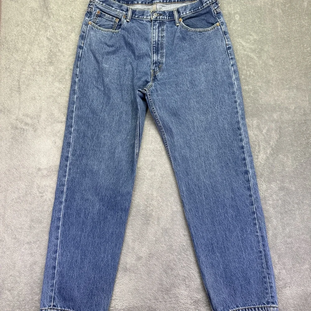 Levi's 550 Mens Straight Size 40x34 Medium Wash Casual Wear Jeans EUC (38x32)